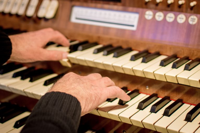organ-3132290_1920