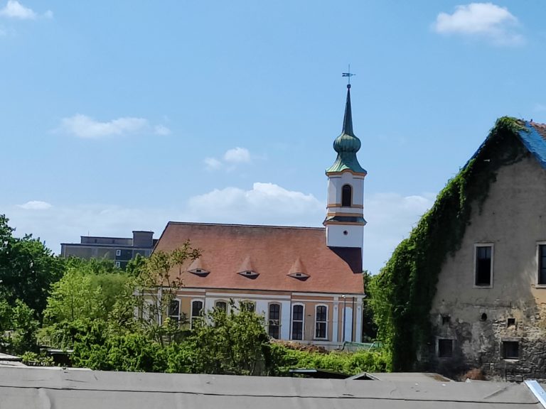 Matthäuskirche im Frühling